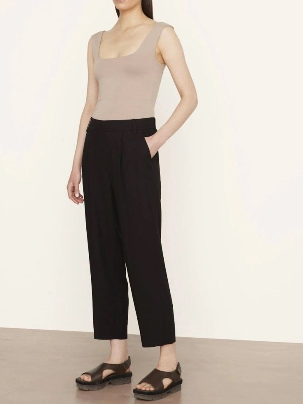 Vince Light ankle pants trousers Black Drape Pleated Front 100% Viscose sz L